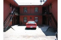 Addysen Grace Apartments in Dallas, TX - Foto de edificio - Building Photo