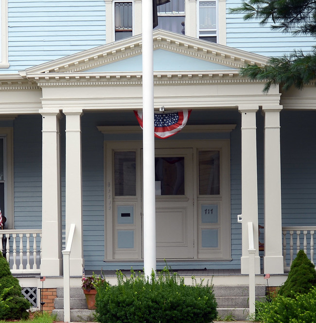 717 County St in New Bedford, MA - Building Photo - Building Photo