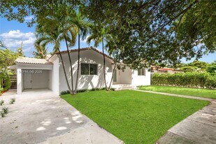 2251 SW 20th St in Miami, FL - Building Photo