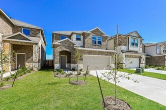 7914 Cypress Country Dr in Cypress, TX - Building Photo - Building Photo
