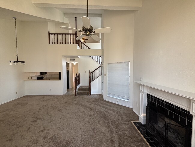 4719 N Galloway Ave, Unit 203 in Mesquite, TX - Foto de edificio - Building Photo
