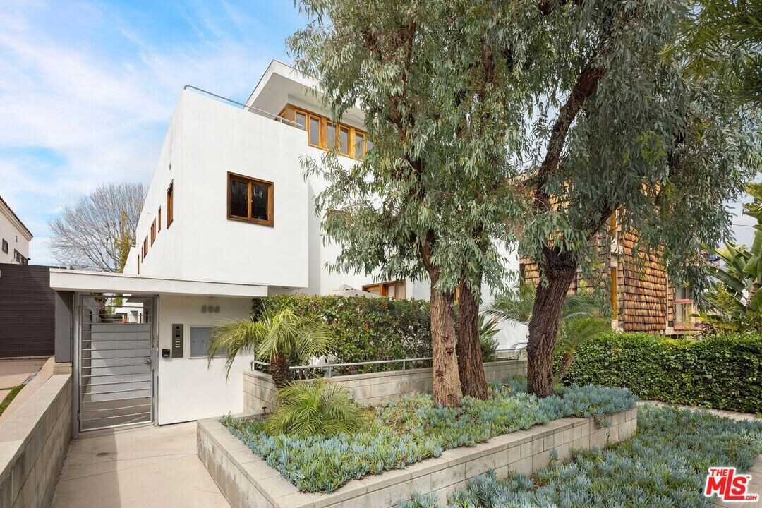 505 Pier Ave in Santa Monica, CA - Building Photo