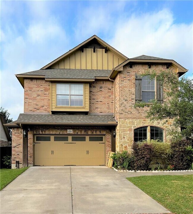property at 2725 Mirasol Loop