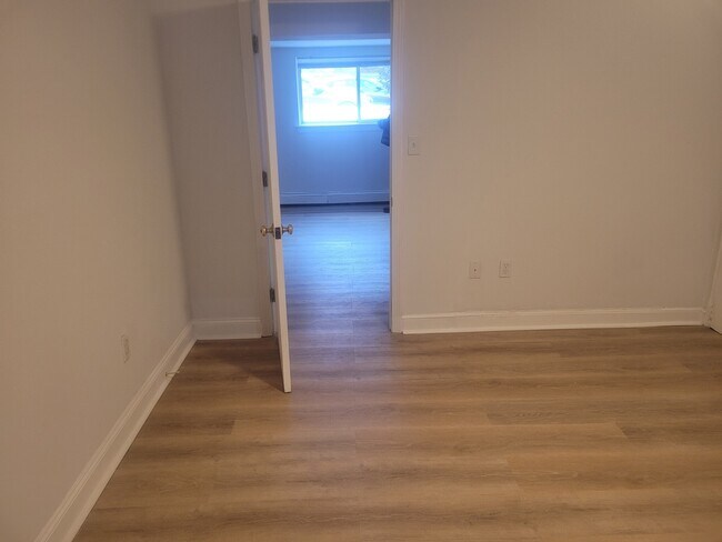 6 Selkirk Rd, Unit 1 in Boston, MA - Foto de edificio - Building Photo