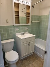 13793 Cedar Rd in Cleveland, OH - Building Photo - Building Photo