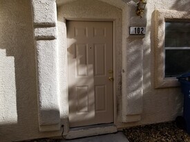 8627 Roping Rodeo Ave, Unit 102 in Las Vegas, NV - Building Photo