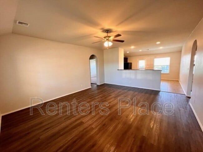 25002 E 93rd Pl S in Broken Arrow, OK - Foto de edificio - Building Photo