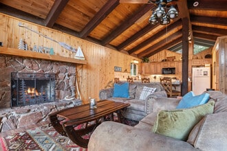 439 John Cain Rd in Tahoe City, CA - Building Photo - Building Photo