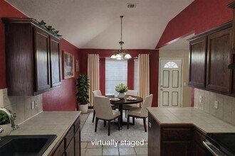 212 Cambridge Dr in Midwest City, OK - Building Photo - Building Photo