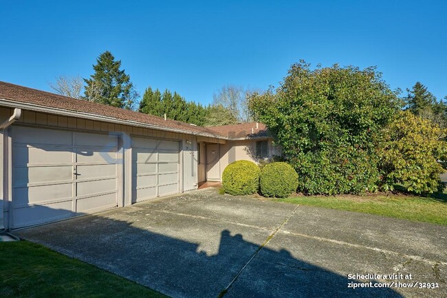 265 SW Salix Terrace in Beaverton, OR - Building Photo - Building Photo