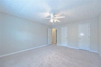 3991 E Meadow Dr in Duluth, GA - Building Photo - Building Photo