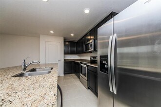 2418 Caspian Dr in Lakeland, FL - Building Photo - Building Photo