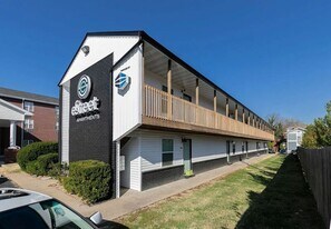 1147 E Elm St in Springfield, MO - Building Photo