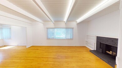 15900 Sunset in Pacific Palisades, CA - Building Photo - Interior Photo