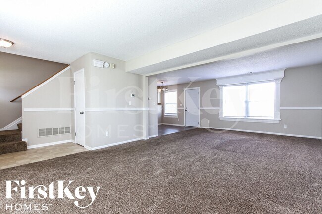 1938 Bradford Trace Way in Indianapolis, IN - Foto de edificio - Building Photo