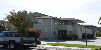 2255 Chestnut St in Livermore, CA - Building Photo - Building Photo