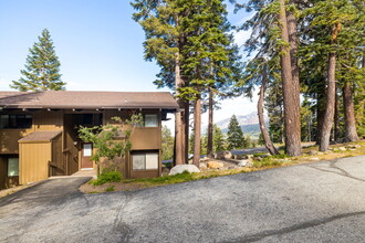 94 John Muir Rd in Mammoth Lakes, CA - Building Photo - Building Photo