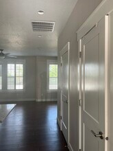 10422 S Sage Canal Way in Sandy, UT - Building Photo - Building Photo