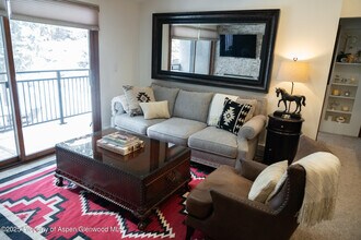 700 S Monarch St in Aspen, CO - Building Photo - Building Photo