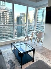 327-4327 King St W in Toronto, ON - Building Photo - Building Photo