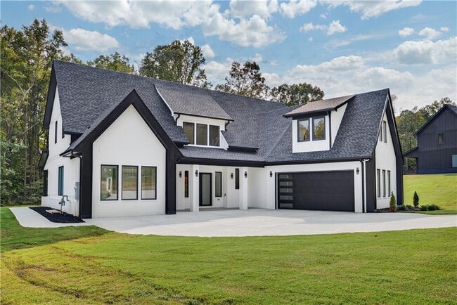 127 Deer Cyn Dr in Auburn, GA - Building Photo - Building Photo