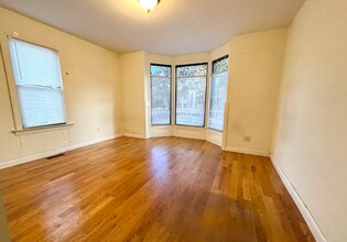 1623 Tremont St, Unit 1 in Boston, MA - Building Photo - Building Photo