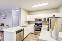 Avalon at Seven Hills in Henderson, NV - Building Photo - Building Photo