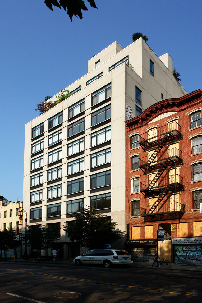 7 Essex St in New York, NY - Building Photo - Building Photo