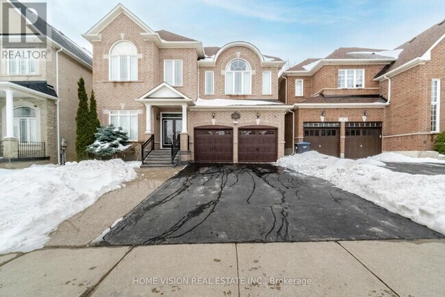 6 Nova Scotia Rd in Brampton, ON - Building Photo - Building Photo