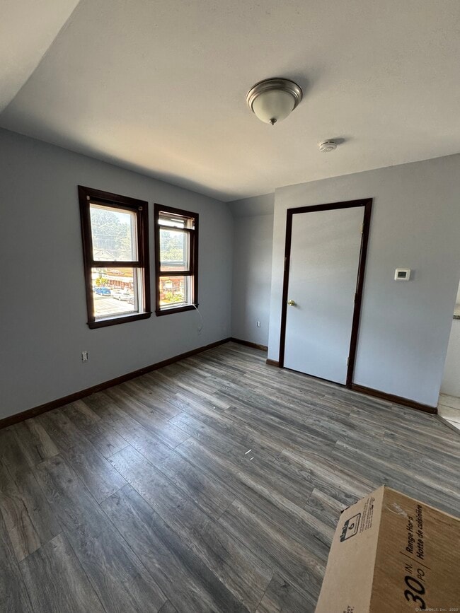 1759 Dixwell Ave in Hamden, CT - Building Photo - Building Photo