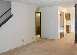 7009 S 83rd St in La Vista, NE - Building Photo - Building Photo