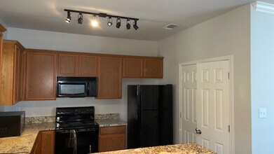 7128 Tourant Rd in San Antonio, TX - Building Photo - Building Photo