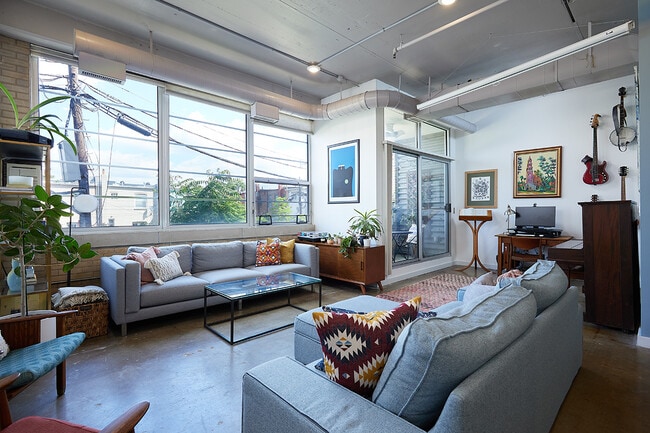 property at 701 Lamont St NW