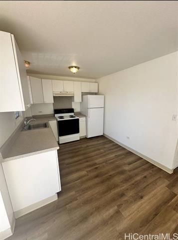 1654 Liholiho St in Honolulu, HI - Building Photo