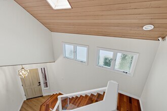 145 Chinquapin Ave in Carlsbad, CA - Building Photo - Building Photo