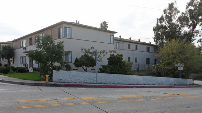 6400-6412 Roble Ave in Los Angeles, CA - Building Photo - Building Photo