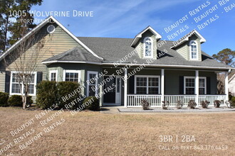 1005 Wolverine Dr in Beaufort, SC - Building Photo - Building Photo