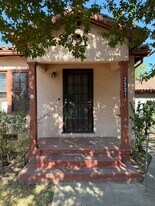 2229-2231 I St in Merced, CA - Building Photo