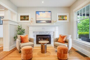 1706 Warren Ave N in Seattle, WA - Building Photo