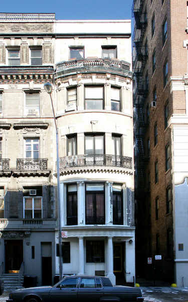 303 West 106th Street in New York, NY - Building Photo - Building Photo