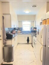 169 Lake Shore Rd in Boston, MA - Building Photo - Building Photo