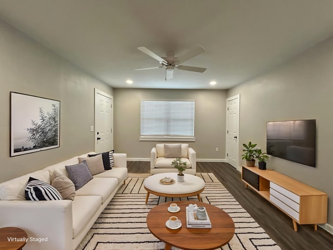 630 N 6th St in Rogers, AR - Building Photo - Building Photo