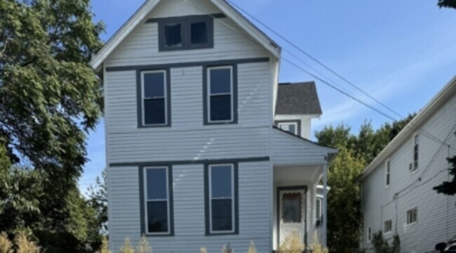 1245 Addison Rd in Cleveland, OH - Building Photo - Building Photo