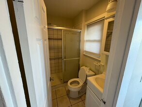 24 Washington Ave in Waltham, MA - Foto de edificio - Building Photo