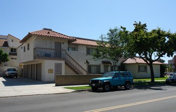 16742 Hoskins St in Huntington Beach, CA - Building Photo - Building Photo