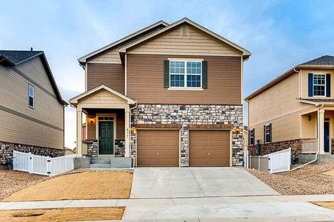 property at 477 Homestead Pkwy