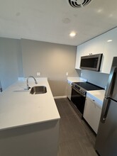 50 Evergreen St in Boston, MA - Building Photo - Building Photo