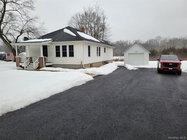 712 NY-52 in Walden, NY - Building Photo - Building Photo