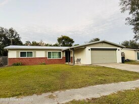 3300 Barbara Ln in Titusville, FL - Building Photo
