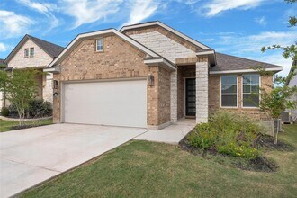 912 Leaning Oak Ln in Andice, TX - Building Photo - Building Photo